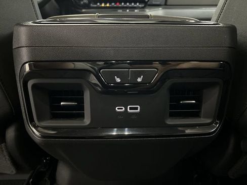Certified 2023 Chevrolet Silverado 1500 ZR2 w/ Technology Package AWD/4WD image 22