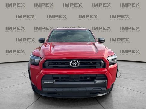 Used 2025 Toyota 4Runner SR5 image 8