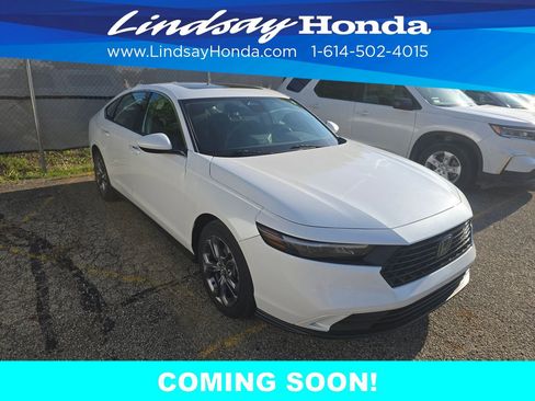 Used 2023 Honda Accord EX image 2