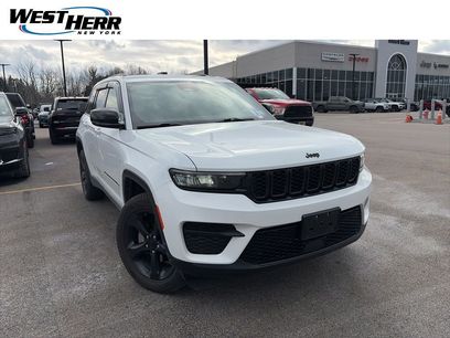 Used 2024 Jeep Grand Cherokee Altitude