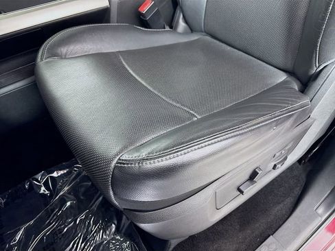 Used 2017 RAM 1500 Laramie w/ Convenience Group AWD/4WD image 18