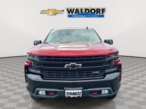 Used 2021 Chevrolet Silverado 1500 LT Trail Boss w/ Convenience Package II image 2