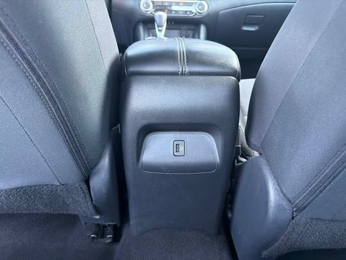 Used 2024 Nissan Sentra SV FWD image 22