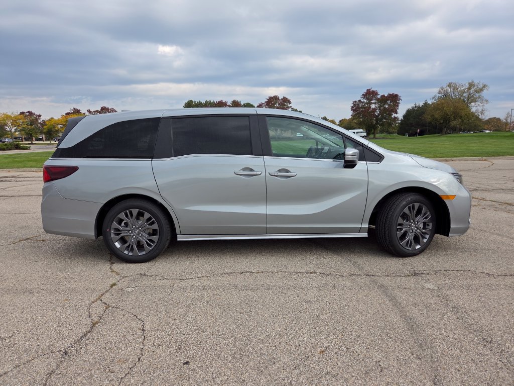 New 2027 Honda Odyssey Touring image 29