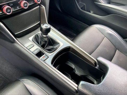 Used 2018 Honda Accord Sport image 17