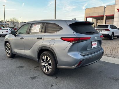 Used 2023 Toyota Highlander XLE