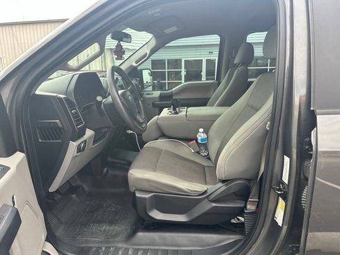 Used 2017 Ford F150 XL w/ Equipment Group 101A Mid AWD/4WD image 8