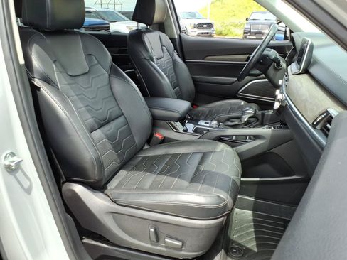 Used 2022 Kia Telluride SX w/ SX Prestige Package AWD/4WD image 7