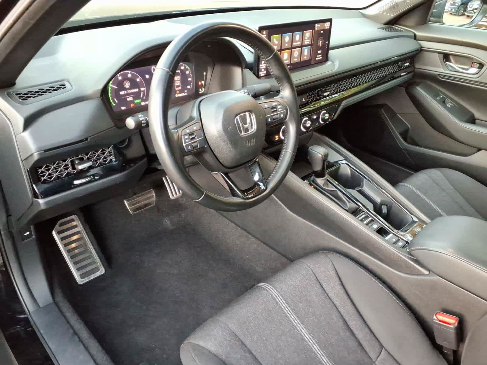 Used 2023 Honda Accord Sport image 13