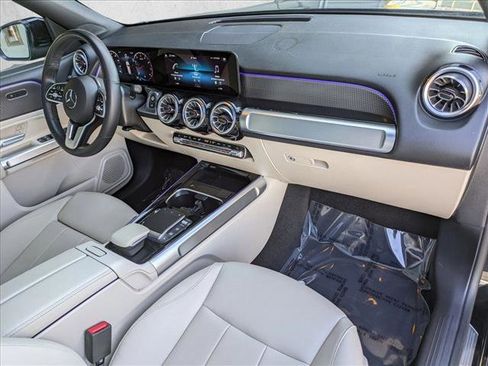 Certified 2022 Mercedes-Benz GLB 250 image 24