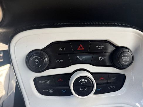 Used 2021 Dodge Challenger SXT w/ Plus Package RWD image 26