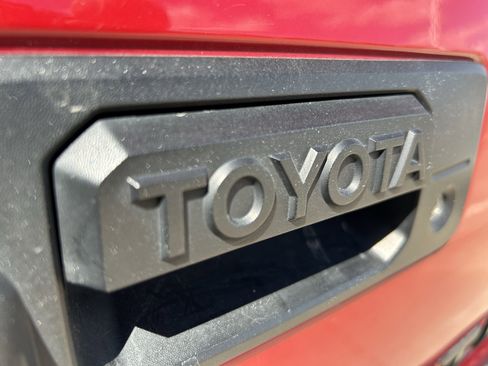 Certified 2020 Toyota Tundra Limited w/ Limited Premium Package AWD/4WD image 7