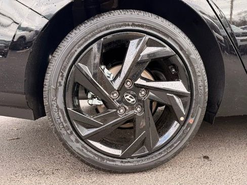 New 2026 Hyundai Elantra Sport FWD image 33