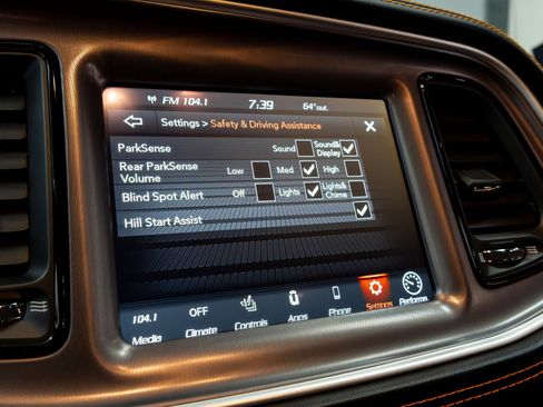 Used 2022 Dodge Challenger R/T Scat Pack RWD image 78