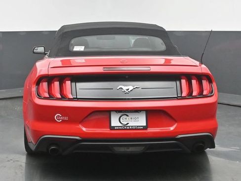 Used 2020 Ford Mustang Premium RWD image 5