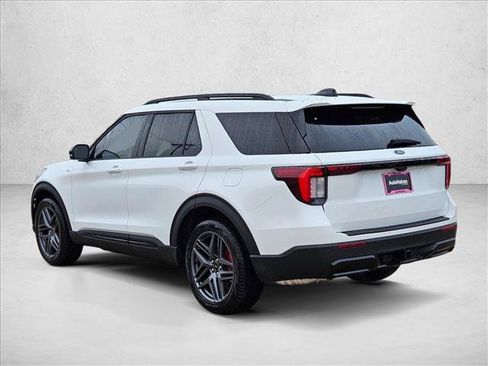 New 2026 Ford Explorer ST-Line w/ ST-Line Street Pack RWD image 9