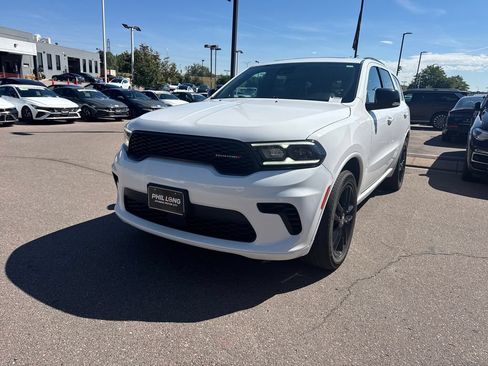 Used 2024 Dodge Durango GT AWD/4WD image 3
