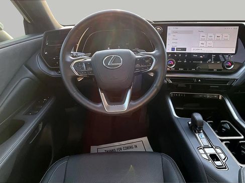 Used 2025 Lexus TX 350 AWD w/ Technology Package image 6
