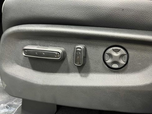 New 2026 Honda Odyssey Touring image 14