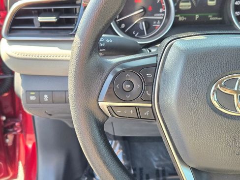 Used 2022 Toyota Camry LE image 28