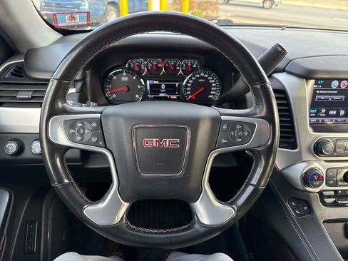 Used 2020 GMC Yukon SLT image 42