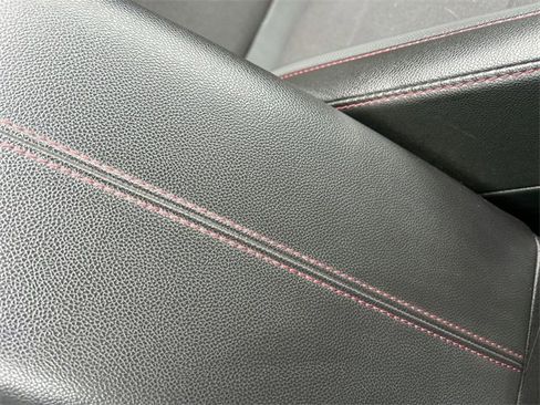 Certified 2024 Chevrolet Equinox RS image 25