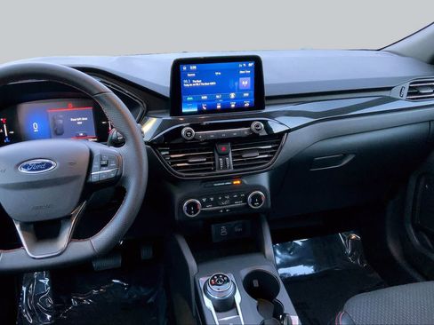 Used 2025 Ford Escape ST-Line AWD/4WD image 7