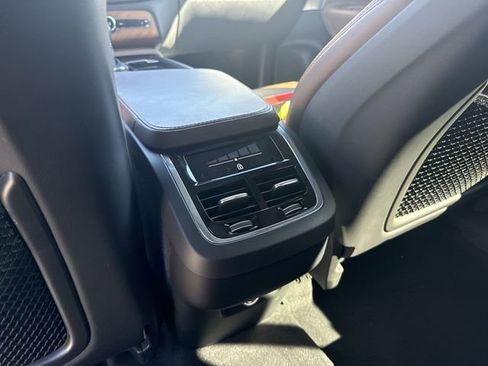 Used 2018 Volvo XC90 T6 Inscription w/ Convenience Package image 20