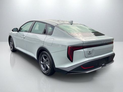 Certified 2025 Kia K4 LXS image 5