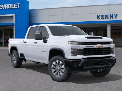New 2026 Chevrolet Silverado 2500 Custom w/ Custom Value Package AWD/4WD image 7