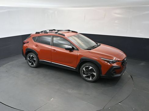 Used 2024 Subaru Crosstrek 2.5i Limited w/ Crosstrek Mirror Package AWD/4WD image 33