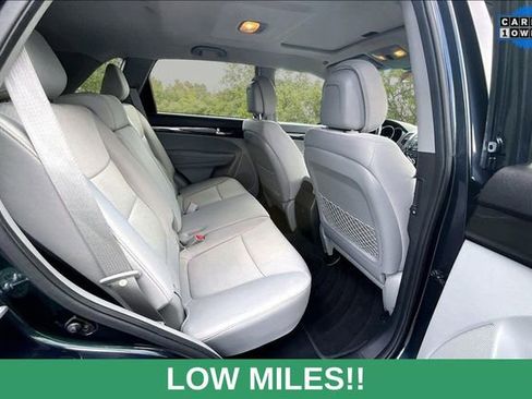 Used 2013 Kia Sorento LX FWD image 24