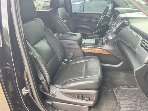 Used 2018 Chevrolet Tahoe Premier AWD/4WD image 16