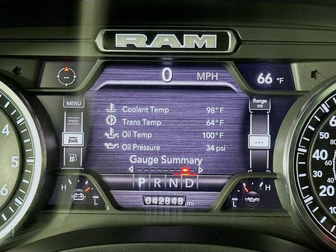 Used 2022 RAM 1500 Big Horn AWD/4WD image 18