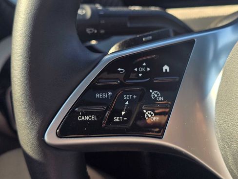 Used 2025 Mercedes-Benz CLA 250 4MATIC image 34