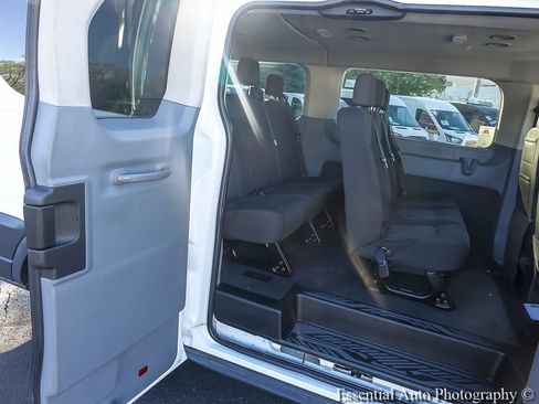 Used 2018 Ford Transit 150 XL RWD image 21