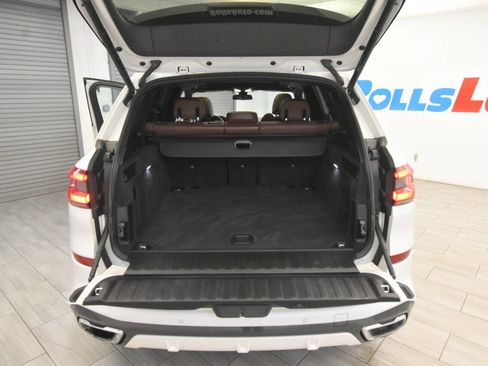 Used 2022 BMW X5 xDrive40i w/ M Sport Package AWD/4WD image 46