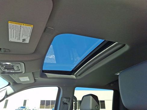 Used 2024 GMC Sierra 1500 SLT w/ SLT Premium Plus Package image 16