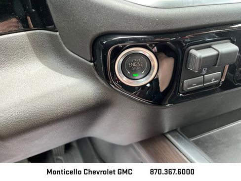New 2026 GMC Sierra 1500 SLT AWD/4WD image 26