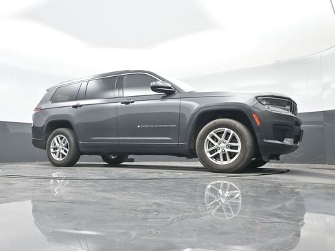 Used 2021 Jeep Grand Cherokee L Laredo w/ Luxury Tech Group I image 32