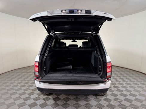 Used 2015 Land Rover Range Rover Supercharged image 7