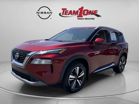 Used 2023 Nissan Rogue SL w/ SL Premium Package FWD image 4