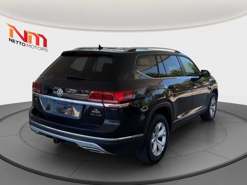 Used 2018 Volkswagen Atlas SEL AWD/4WD image 5