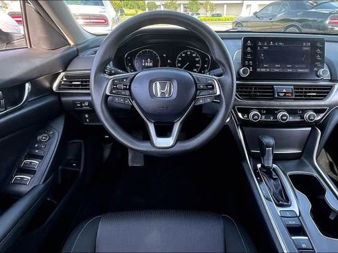 Used 2021 Honda Accord LX image 8