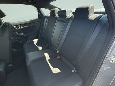 Used 2025 Honda Civic Sport image 13