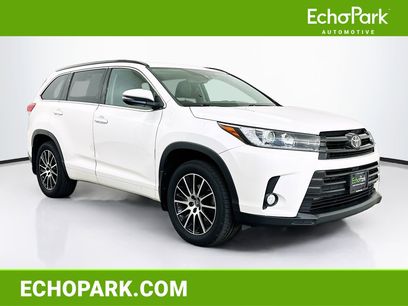 Used 2018 Toyota Highlander SE