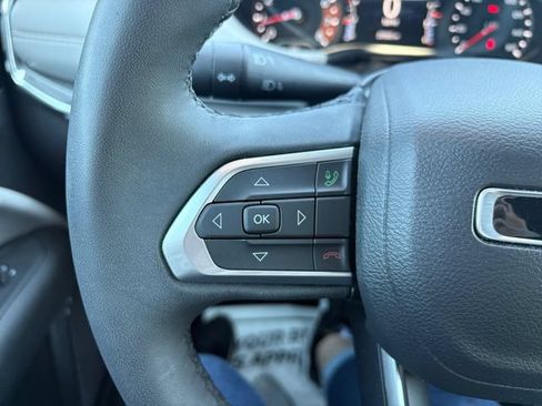 Used 2023 Jeep Compass Limited AWD/4WD image 24