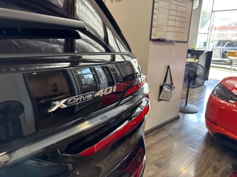 Used 2024 BMW X7 xDrive40i w/ M Sport Package AWD/4WD image 8
