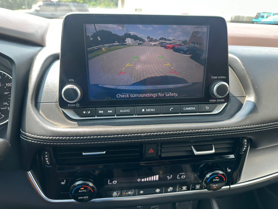 Used 2022 Nissan Rogue SV AWD/4WD image 20