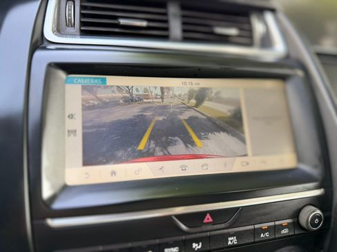 Used 2019 Jaguar E-PACE S AWD/4WD image 40